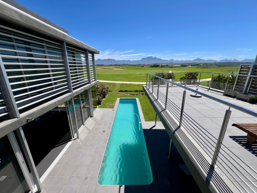 5 Bedroom Property for Sale in Oubaai Western Cape